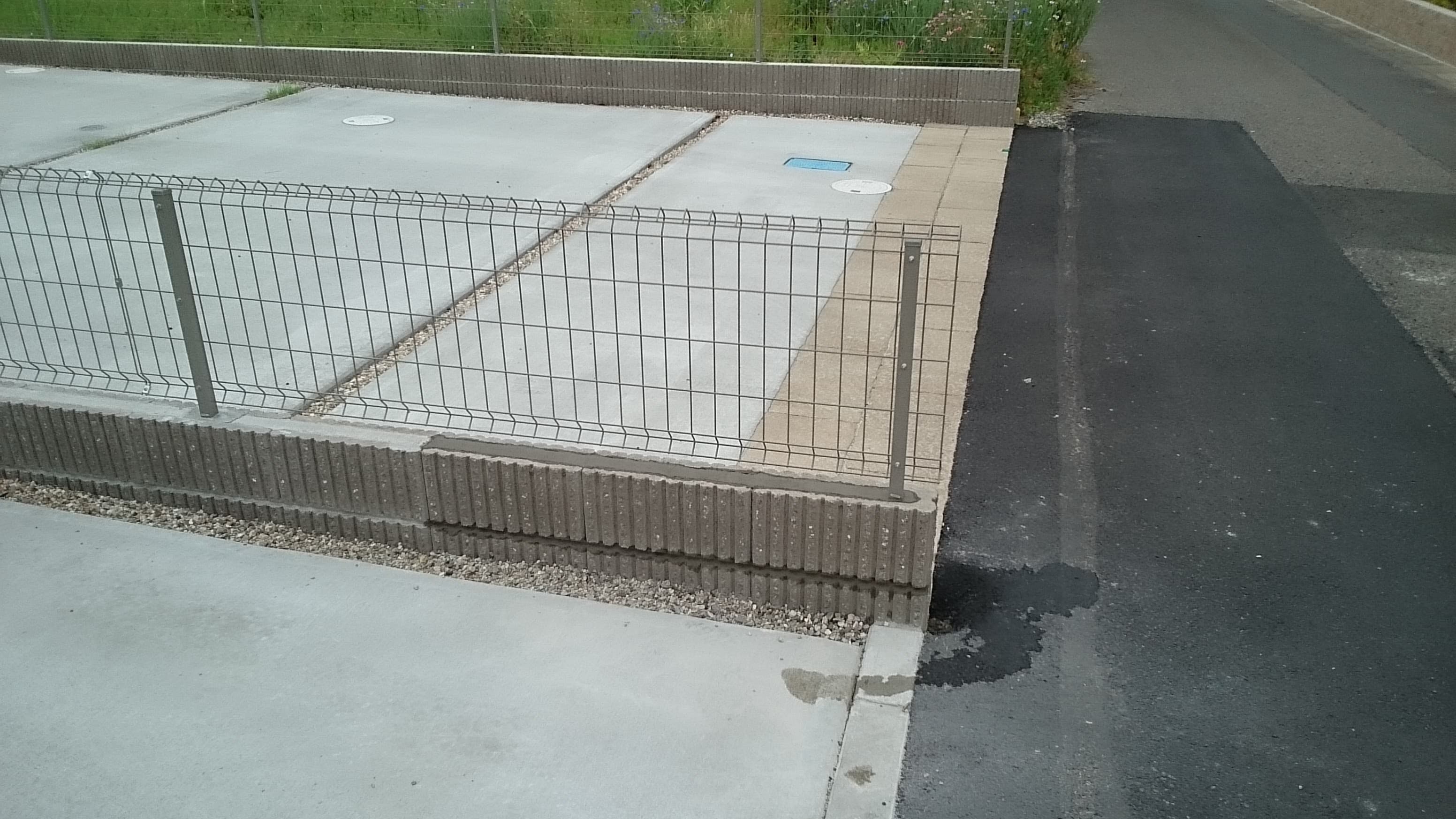 フェンス取替工事 | 名古屋市緑区のエクステリア工事ならイズ美