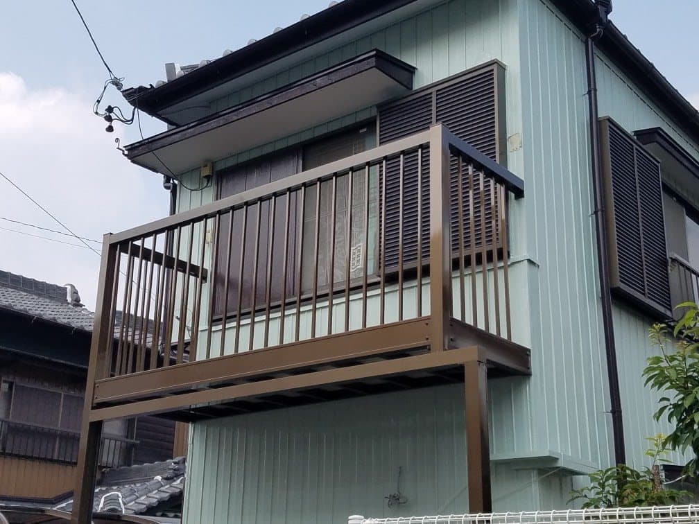 バルコニー取替工事 | 名古屋市緑区のエクステリア工事ならイズ美