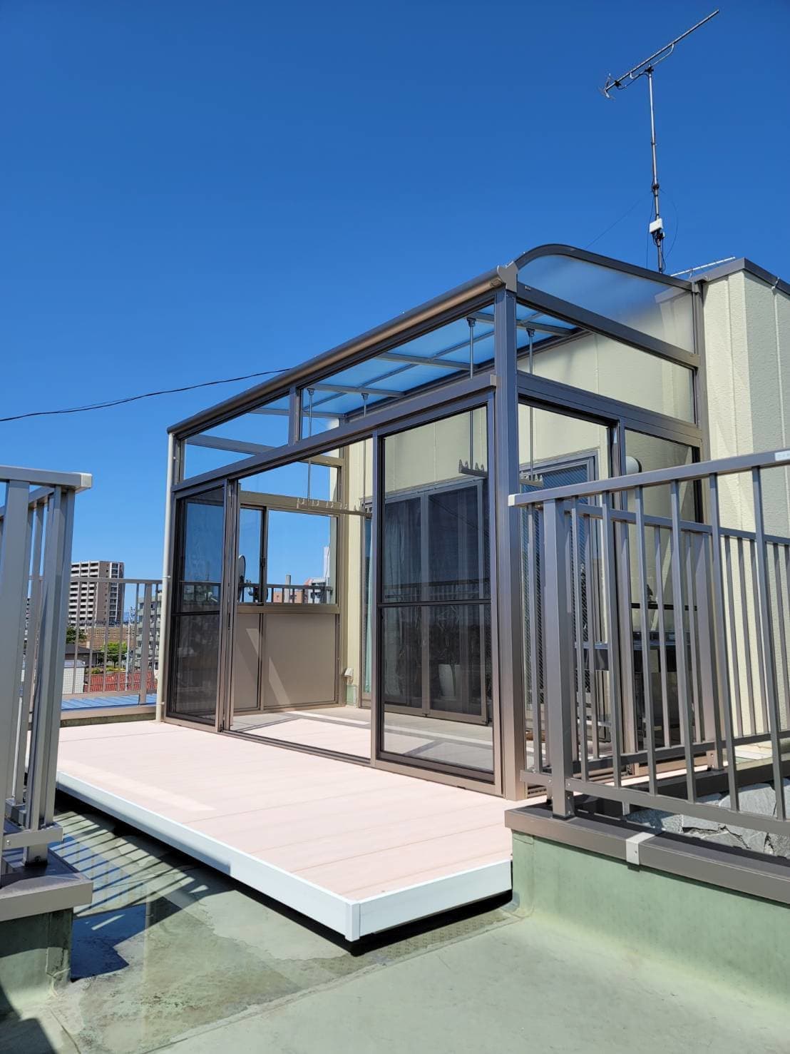 サンルーム新設 | 名古屋市緑区のエクステリア工事ならイズ美