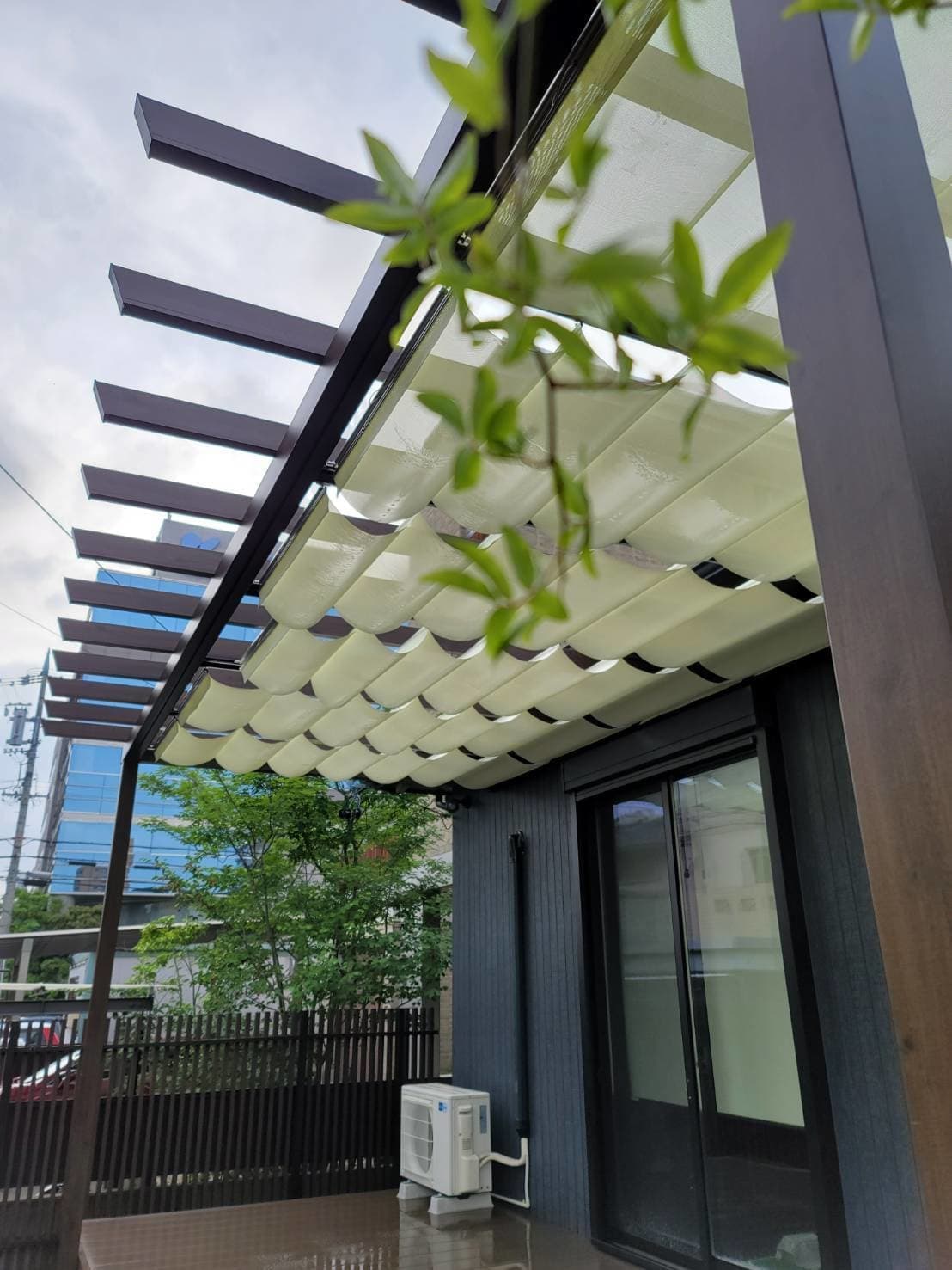 テラス新設 | 名古屋市緑区のエクステリア工事ならイズ美