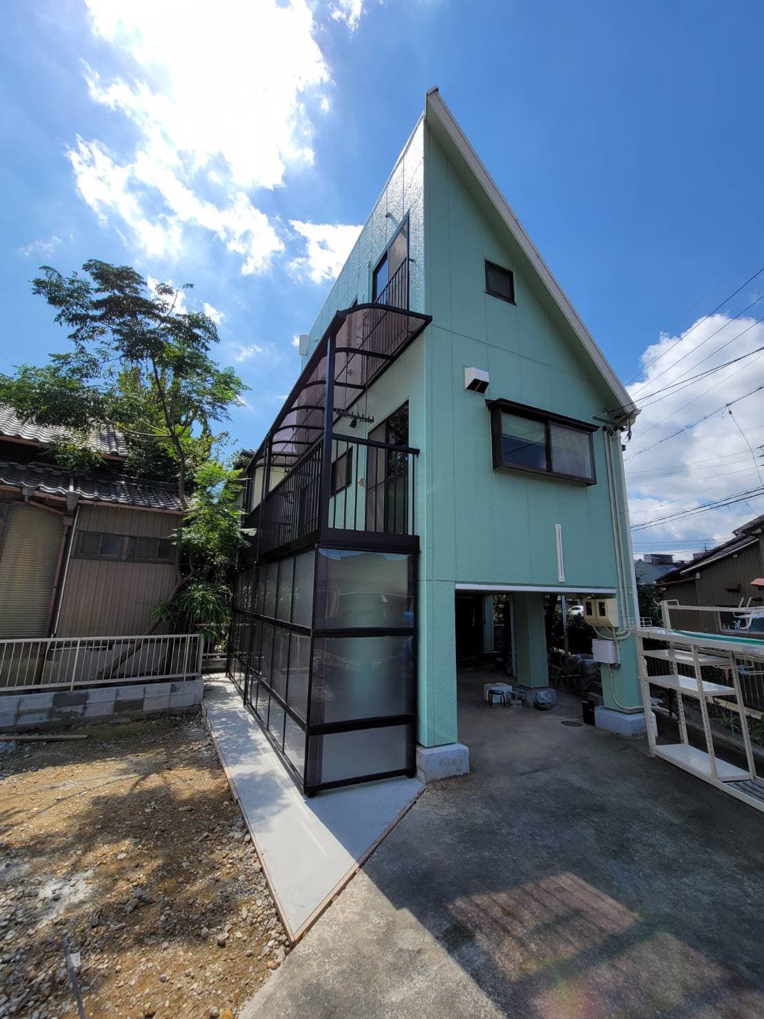 テラス新設工事 | 名古屋市緑区のエクステリア工事ならイズ美