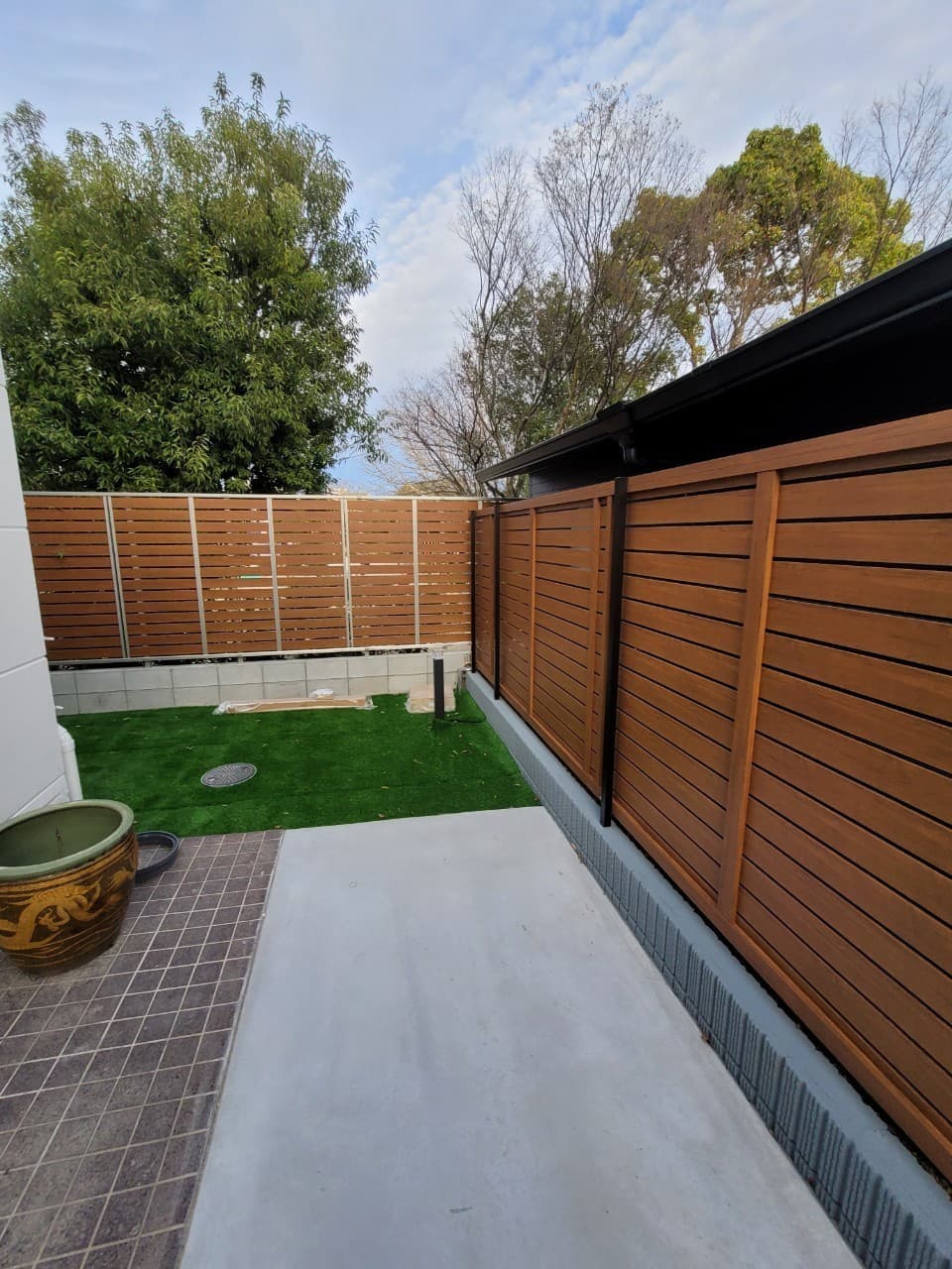 目隠しフェンス設置 | 名古屋市緑区のエクステリア工事ならイズ美